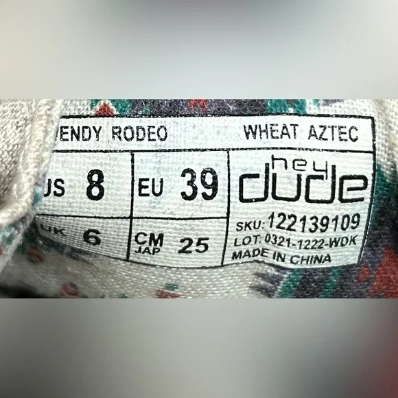 Hey Dude Women’s Size 8 Wendy Rodeo Wheat Aztec Slip On Loafers Casual Shoes - Picture 6 of 7
